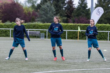 Bild 12 - B-Juniorinnen Pokalfinale VfL Oldesloe - Holstein Kiel : Ergebnis: 0:6